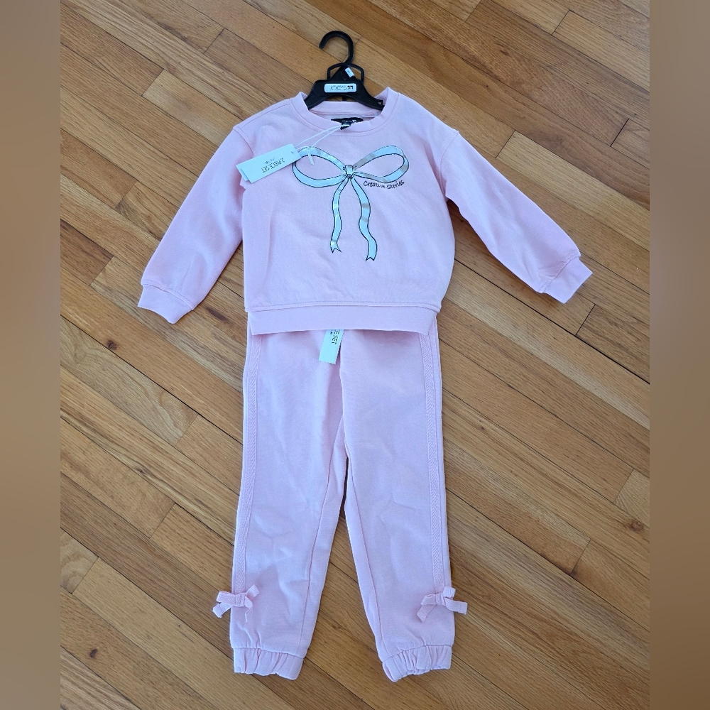 Joe's Jeans Bow Sweatshirt Matching Outfit